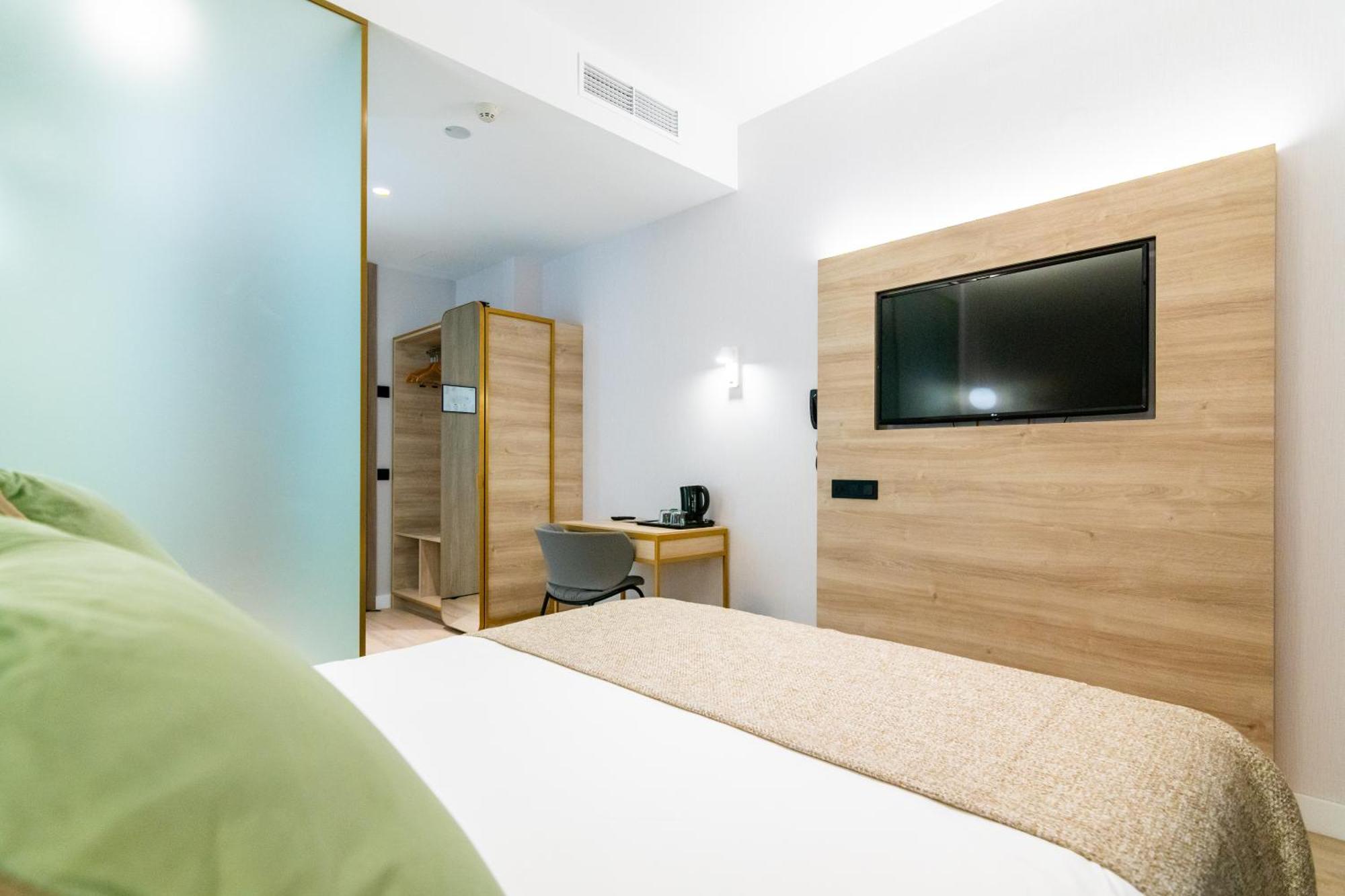 Hotel Malaga Vibes Экстерьер фото