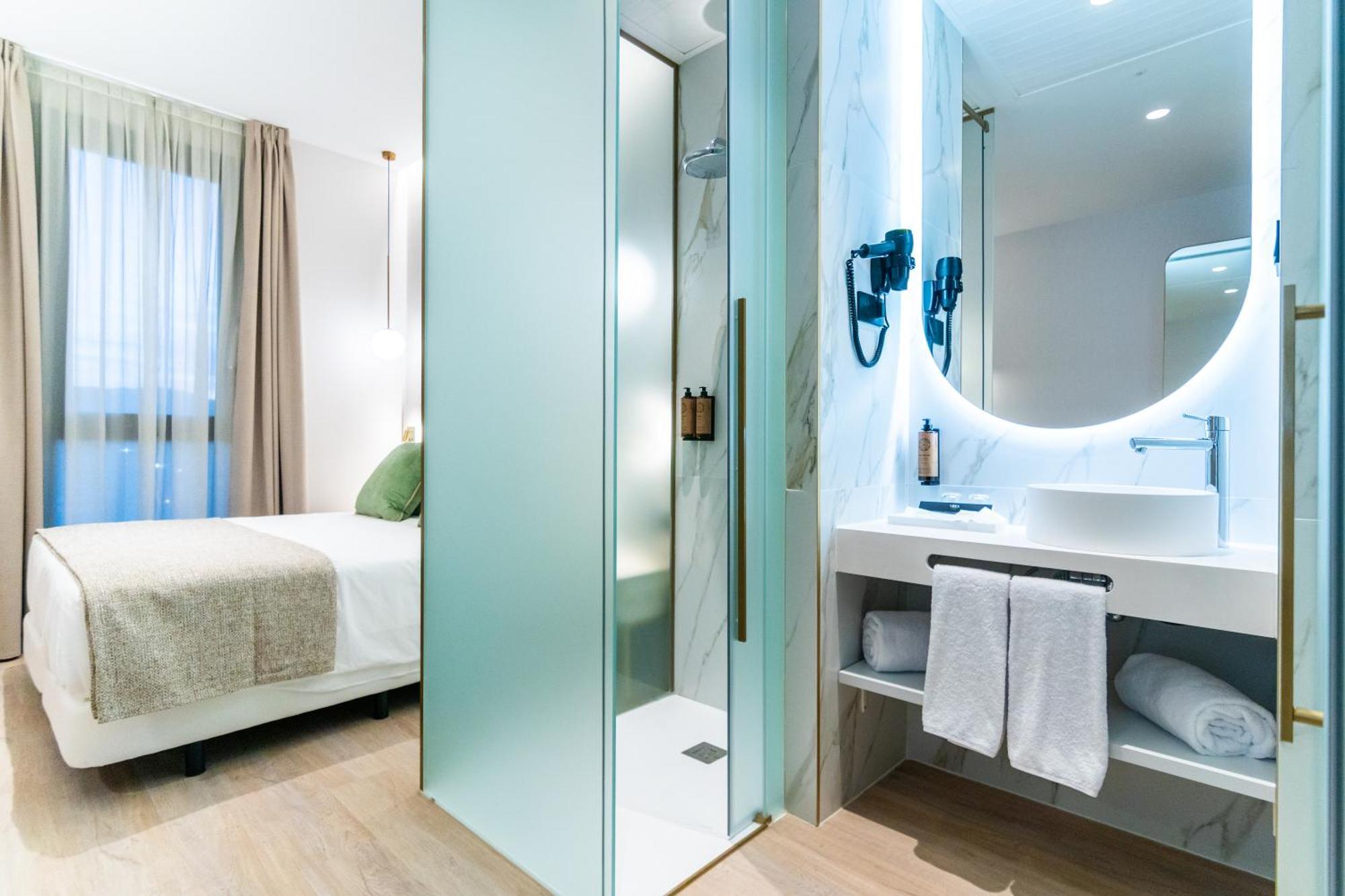 Hotel Malaga Vibes Экстерьер фото