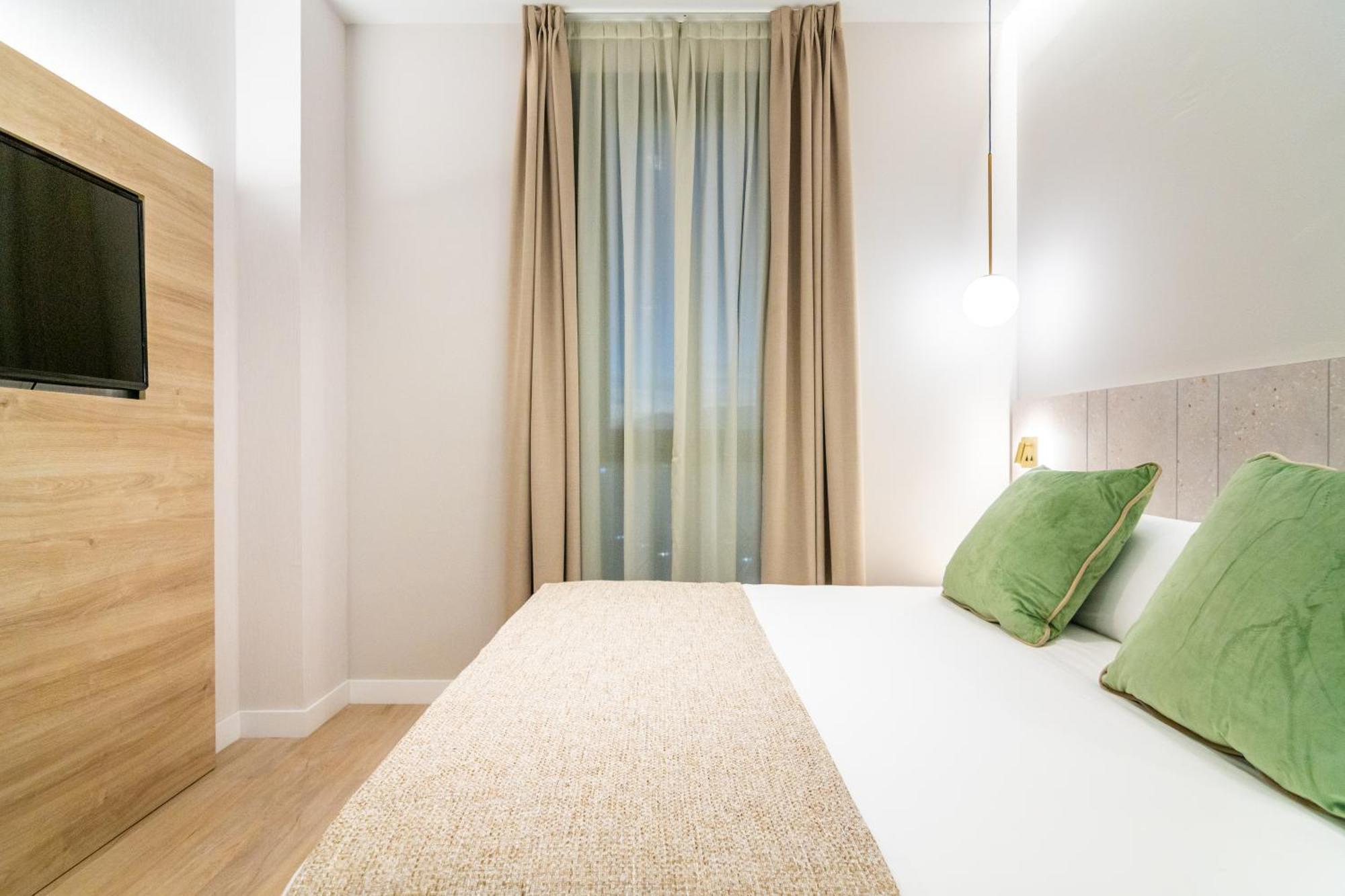 Hotel Malaga Vibes Экстерьер фото