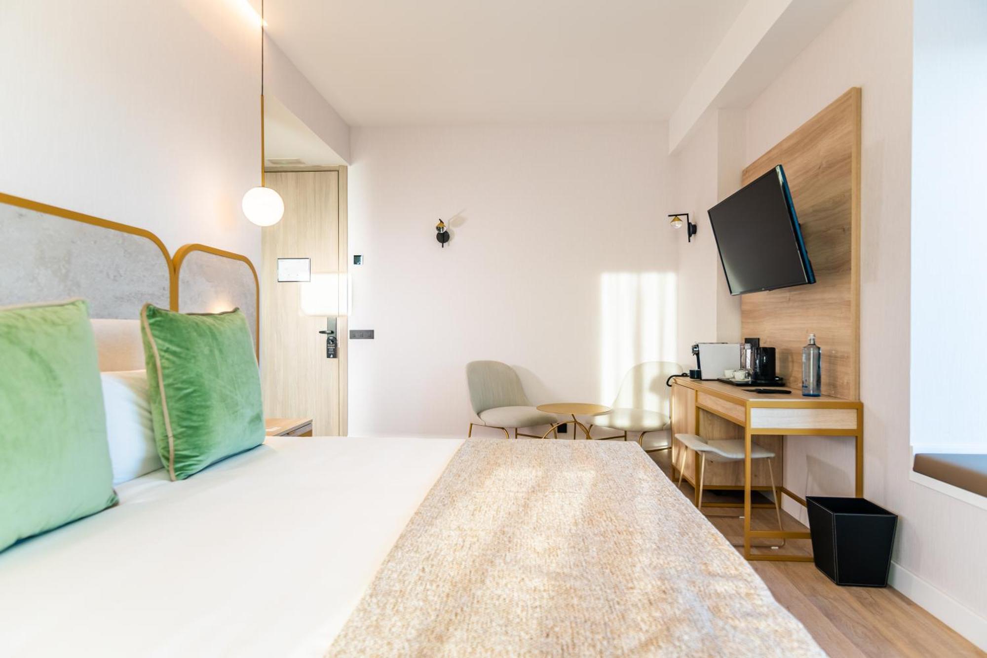 Hotel Malaga Vibes Экстерьер фото
